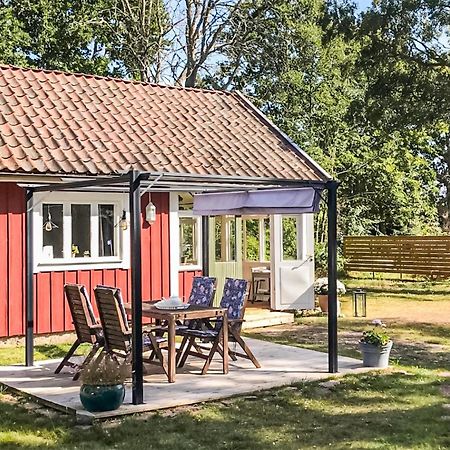 Amazing Home In Faerjestaden With Kitchen Exteriér fotografie