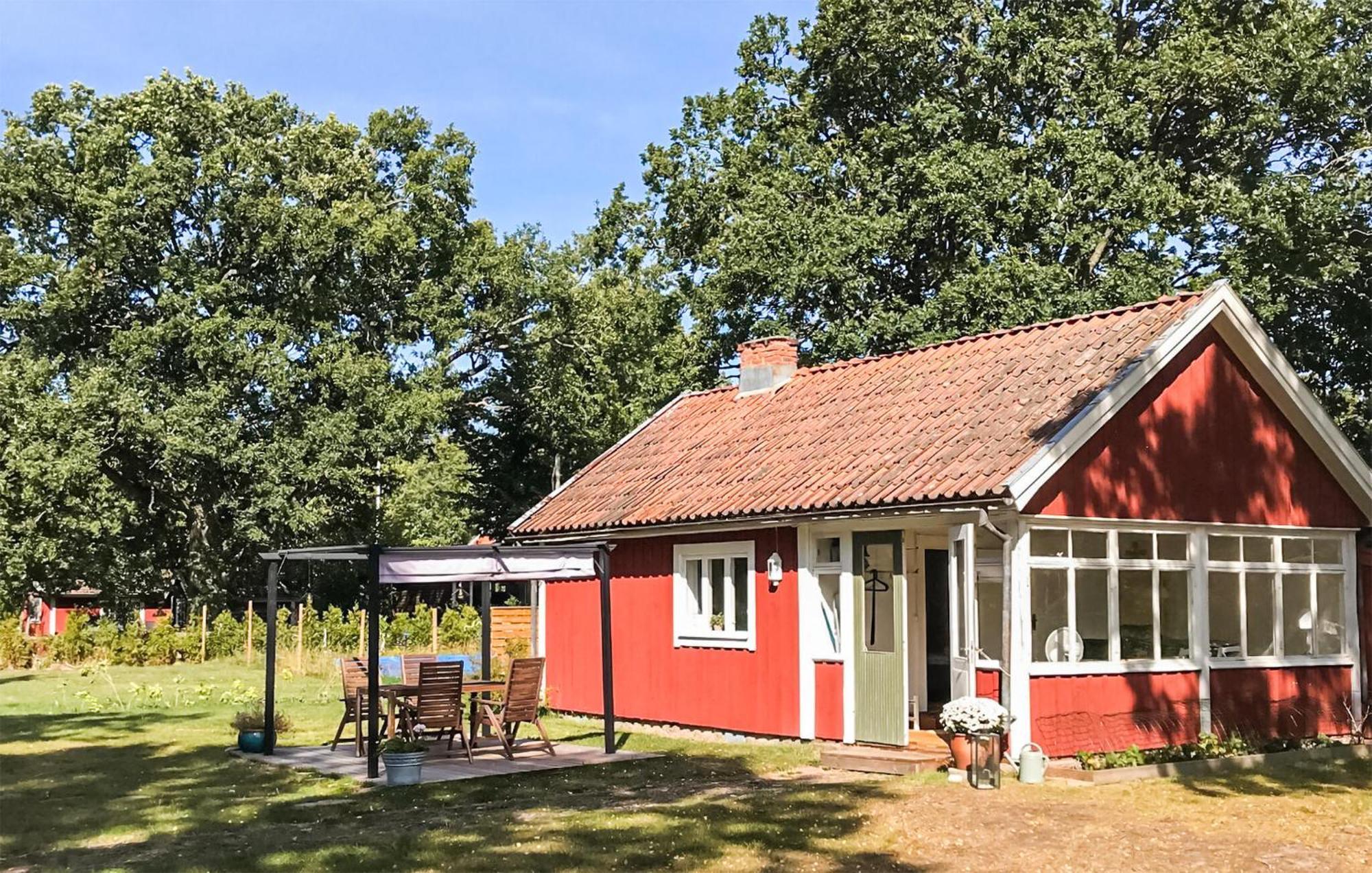 Amazing Home In Faerjestaden With Kitchen Exteriér fotografie
