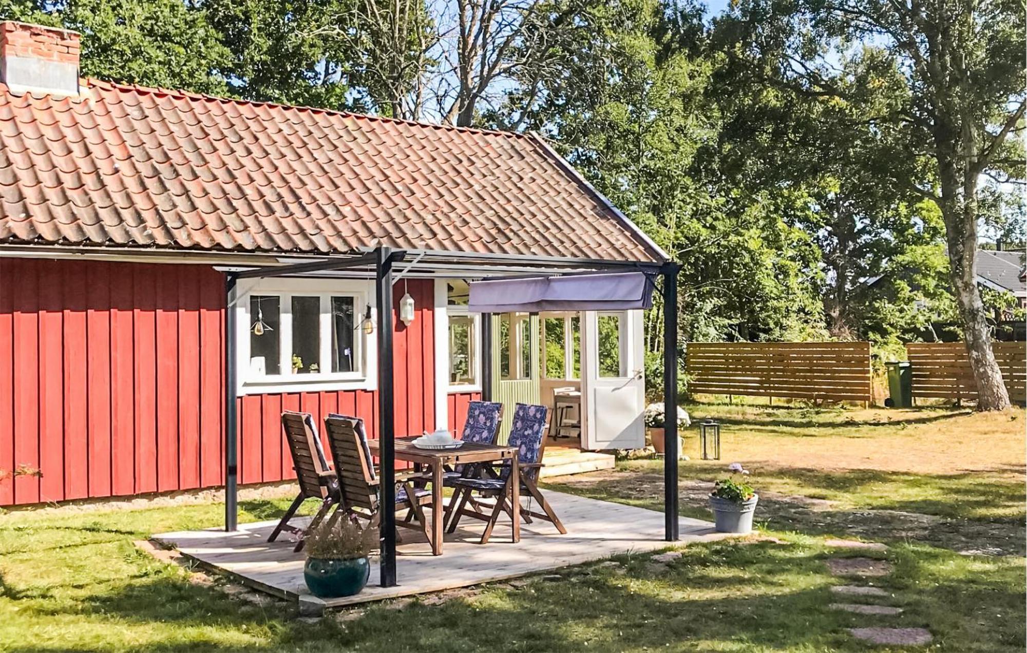 Amazing Home In Faerjestaden With Kitchen Exteriér fotografie